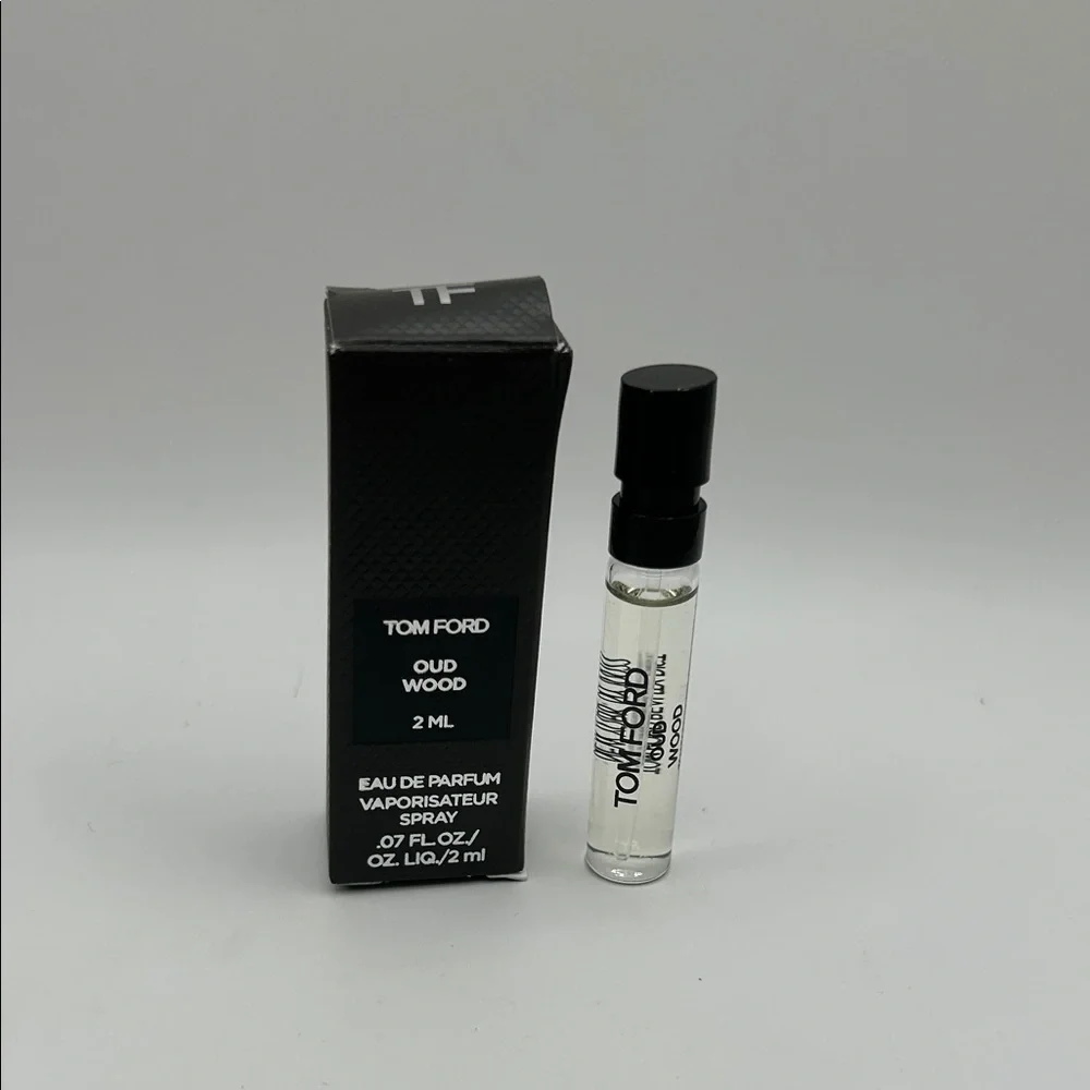 Tom Ford Oud Wood 2ml Sample Spray NWT